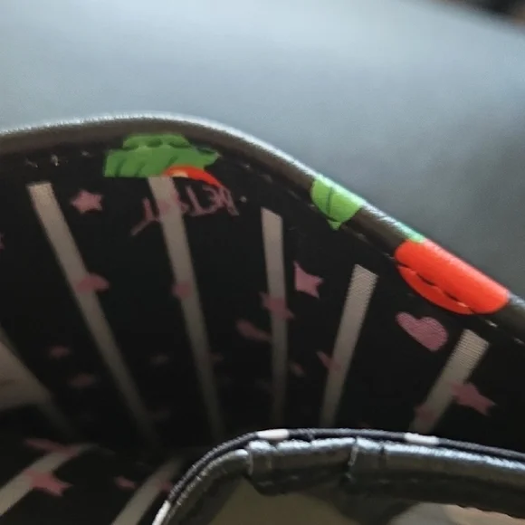 Betsey Johnson Black Cherry Print Small Wallet - Picture 5 of 6